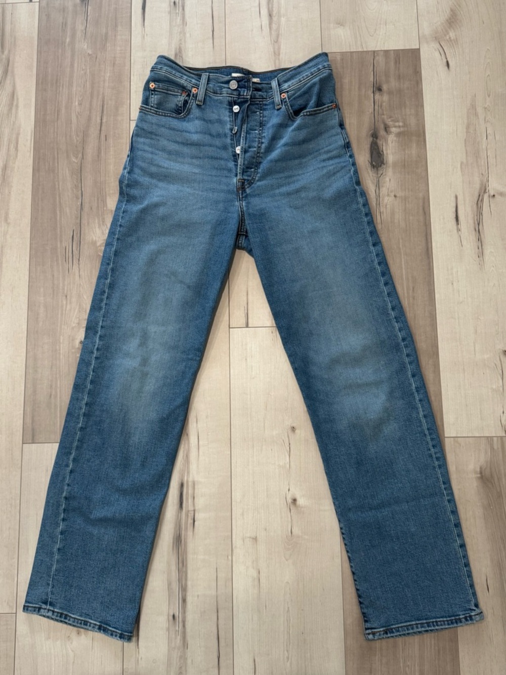 Levi’s Ribcage Straight